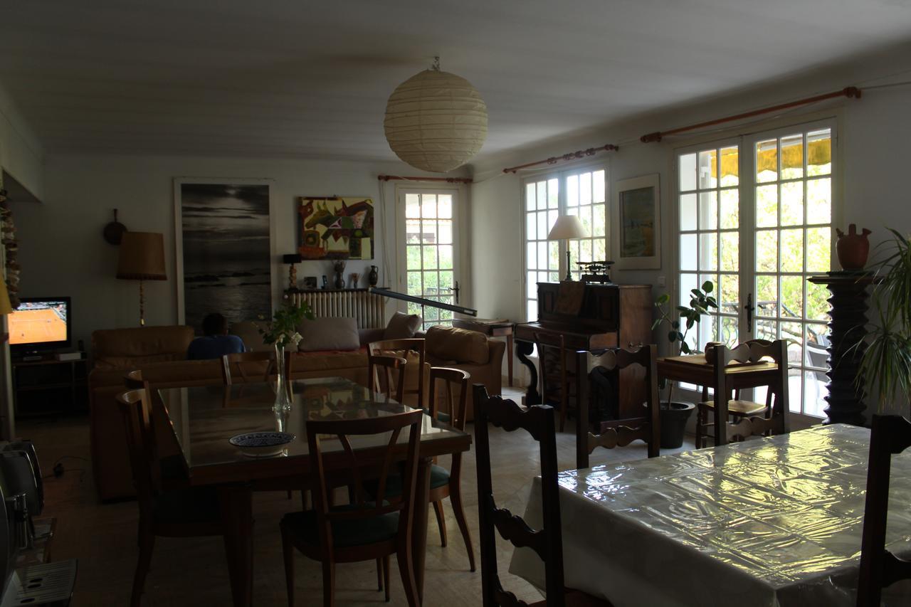 La Maison Blanche Bed & Breakfast Saint Aygulf Eksteriør bilde
